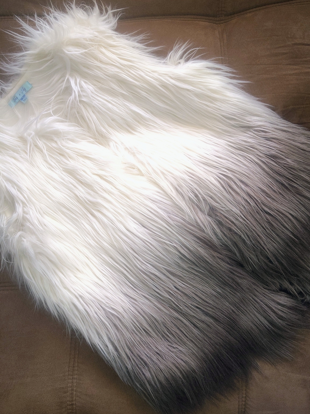 She + Sky White to Gray Ombre Faux Fur Vest - Sleeveless Layering